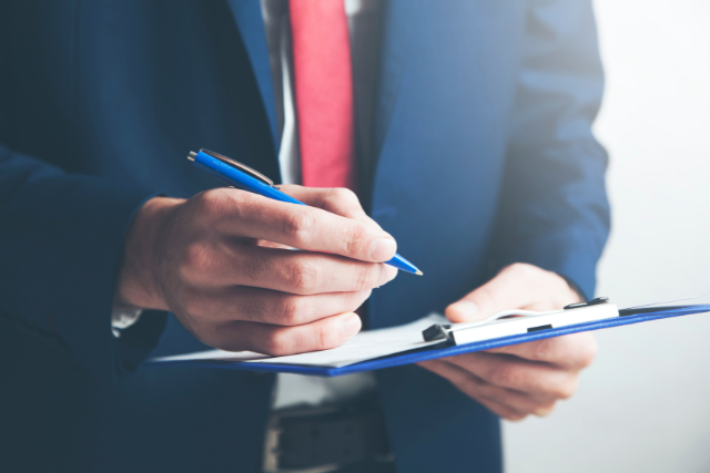 ラボルが対応しているファクタリング契約形態は?