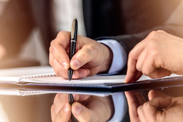 アーリーペイメント(Early Payment)が対応しているファクタリング契約形態は?