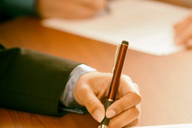 日本トラストが対応しているファクタリング契約形態は?