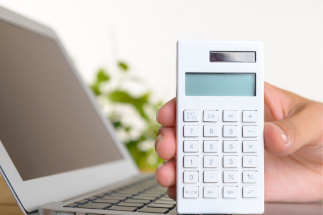 onfact(オンファクト)の審査・入金スピード・手数料